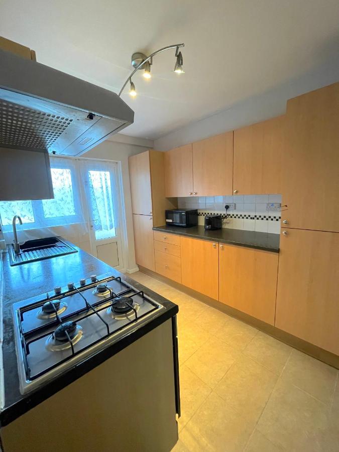 303 Alexandra Avenue Ha2 9Dx Apartment Pinner Ngoại thất bức ảnh